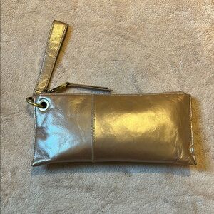 HOBO Vida Wristlet